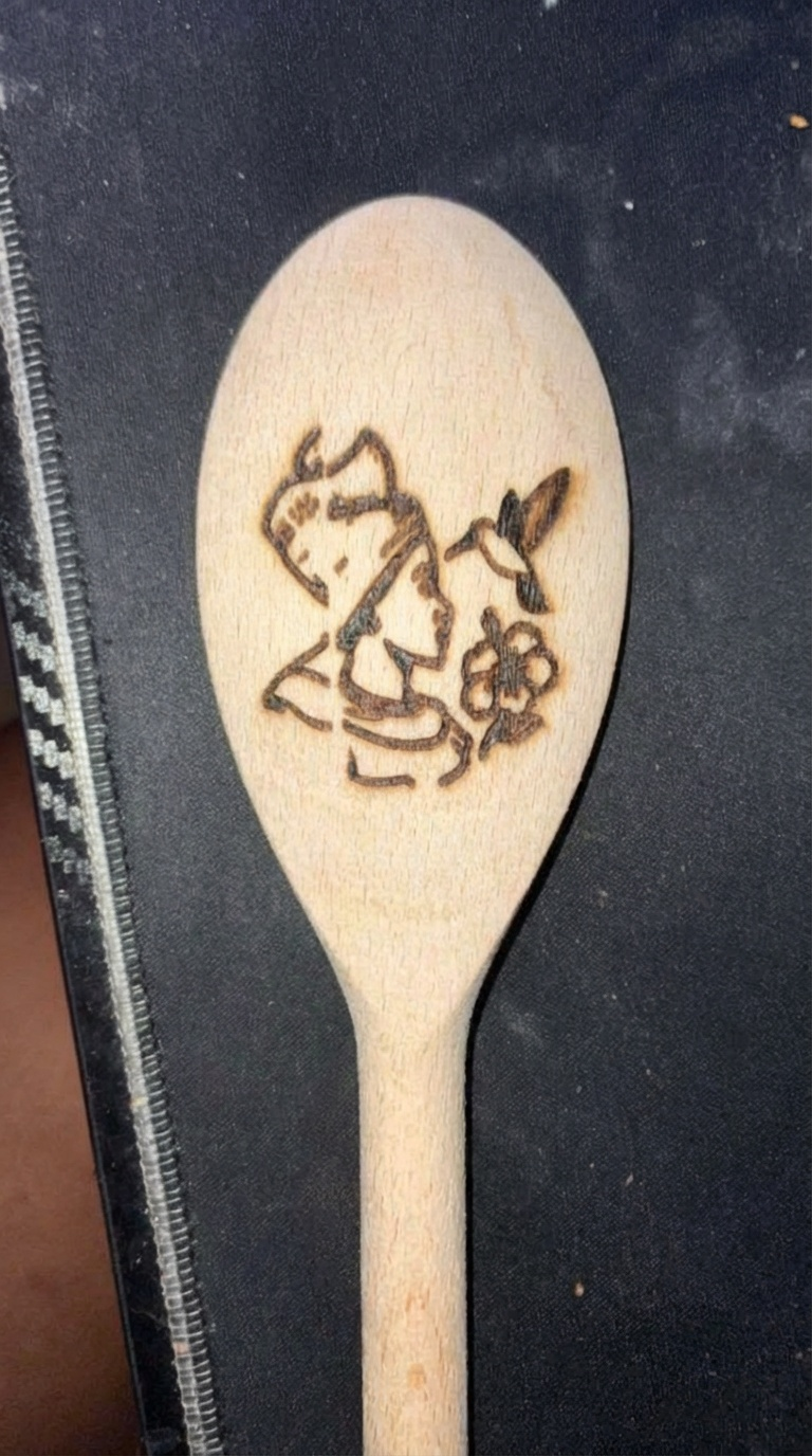 🥄 Cuillère en Bois Créole Artisanale --  Gravure personnalisée